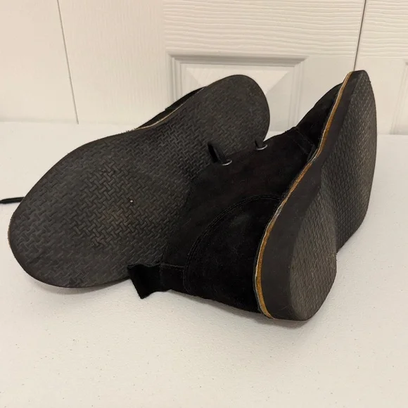 ROOTS  Men’s Black Suede Lace-Up Chukka Boots - Picture 3 of 5